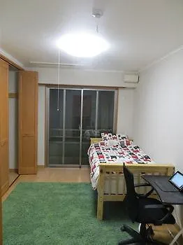 Elm Share House Hotel Tokyo 2*,