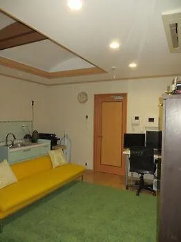 Elm Share House Hotel Tokyo